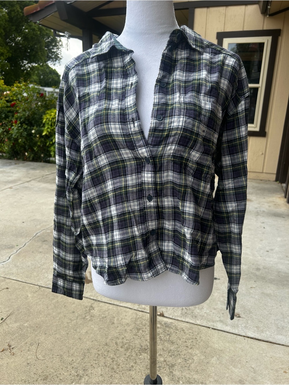 American eagle cozy cabin cropped flannel button down‎ shirt